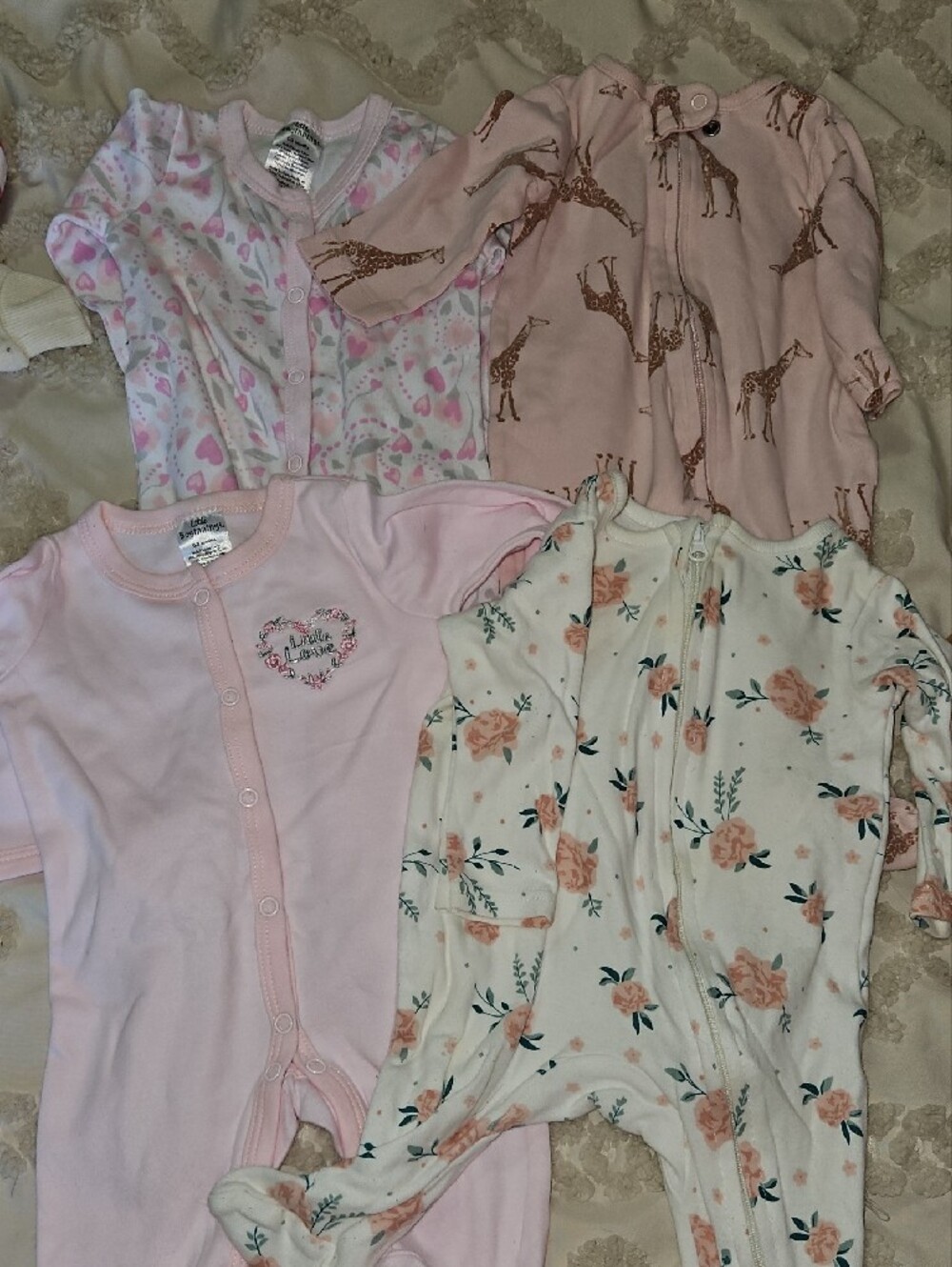 Newborn To 3 Months Baby Girl - Picture 2 of 4